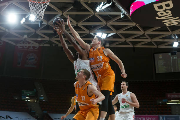 优秀球员打 优秀球员打